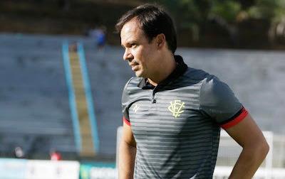 Dado Cavalcanti, técnico do Vitória