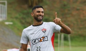 Santiago Tréllez no Vitória