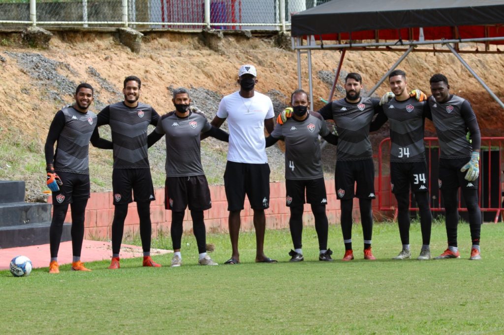 Goleiro do Vitória nos EUA