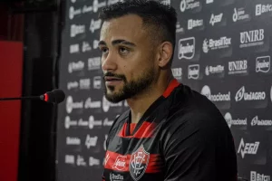 Novo reforço do Vitória