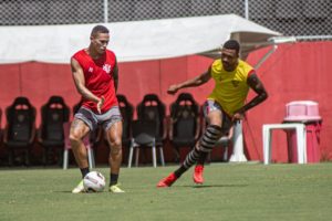 Vitória segue treinando finalização