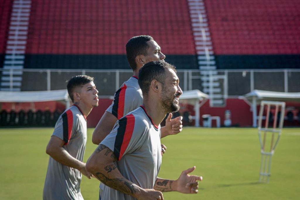 Vitória treinando