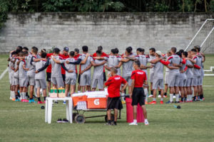 Vitória treinando