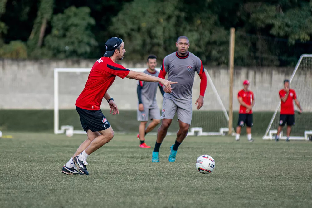 Vitória treinando