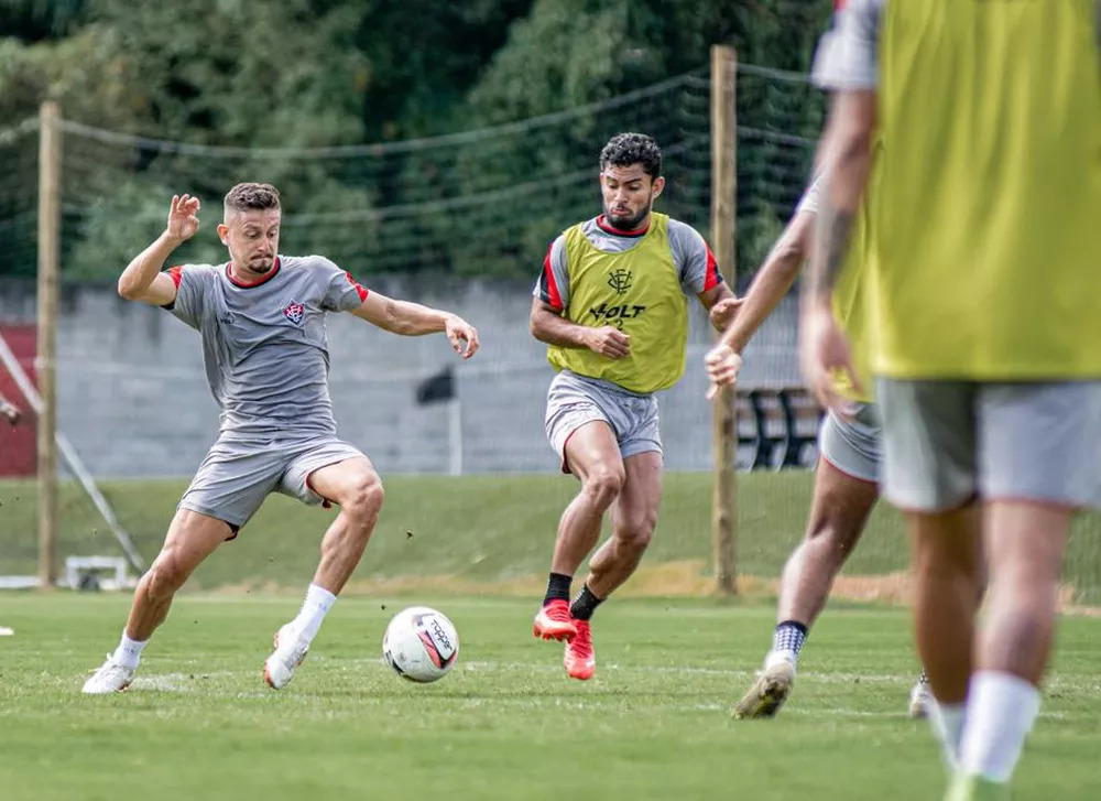 Vitória treinando