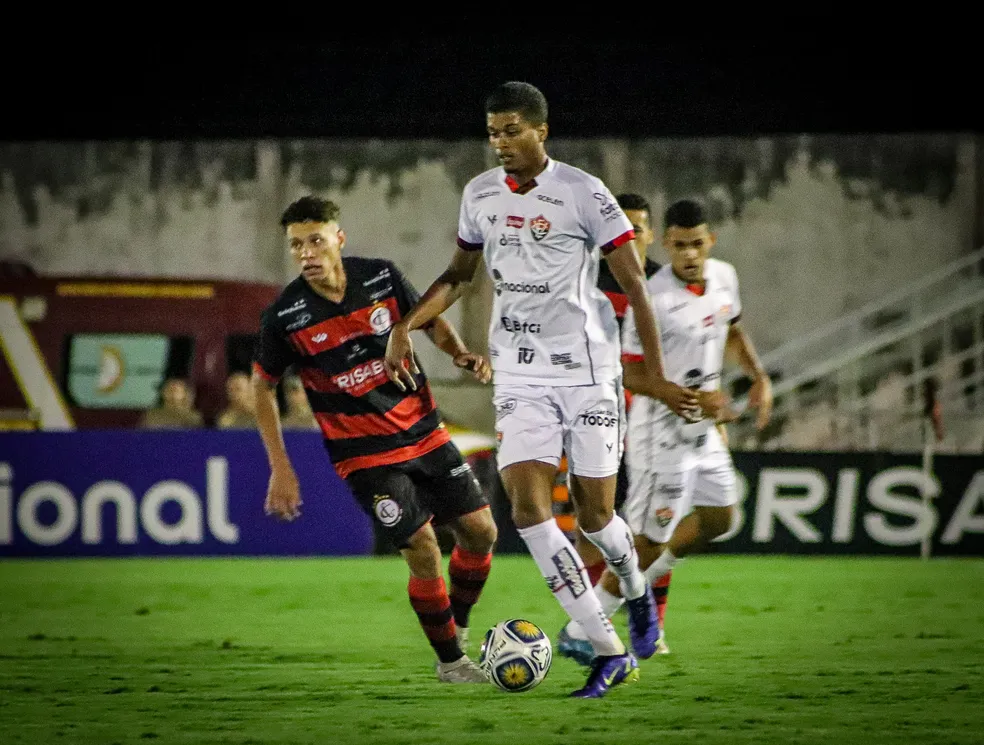 Campinense 2 X 1 Vitória