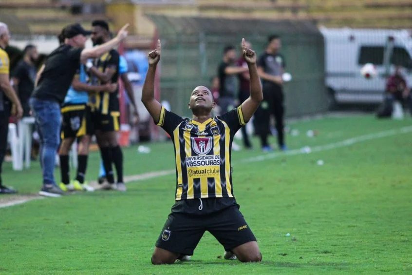 Luciano Naninho Volta Redonda