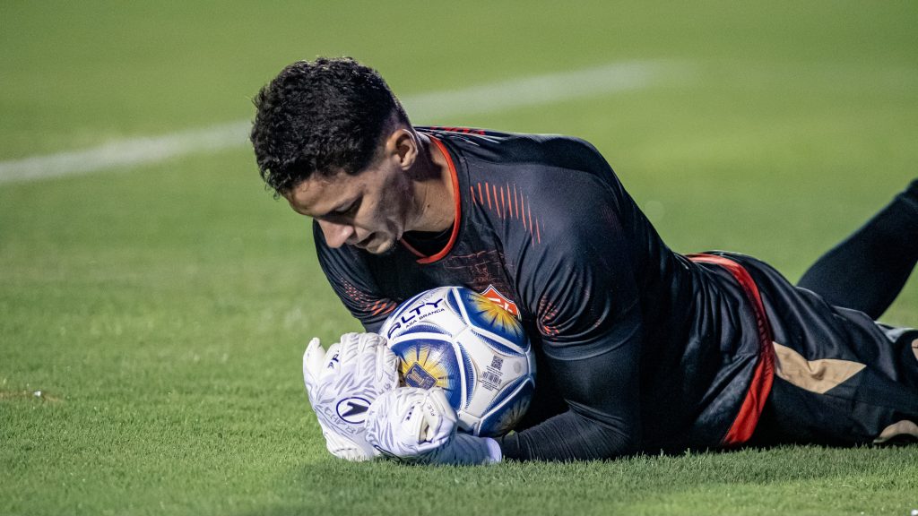 Maycon Cleiton, Vitória