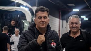 Fábio Mota, Vitória