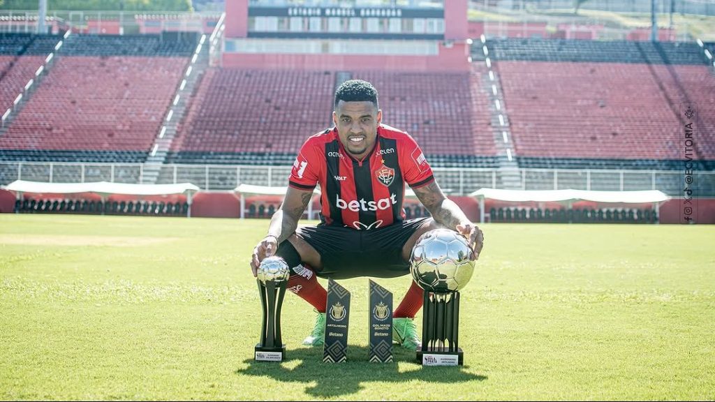 Alerrandro taças Alerrandro, Vitória