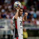 Raul Cáceres, Vitória