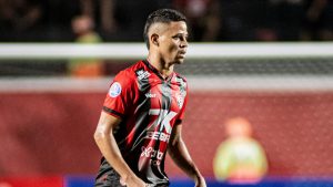 Erick, Vitória