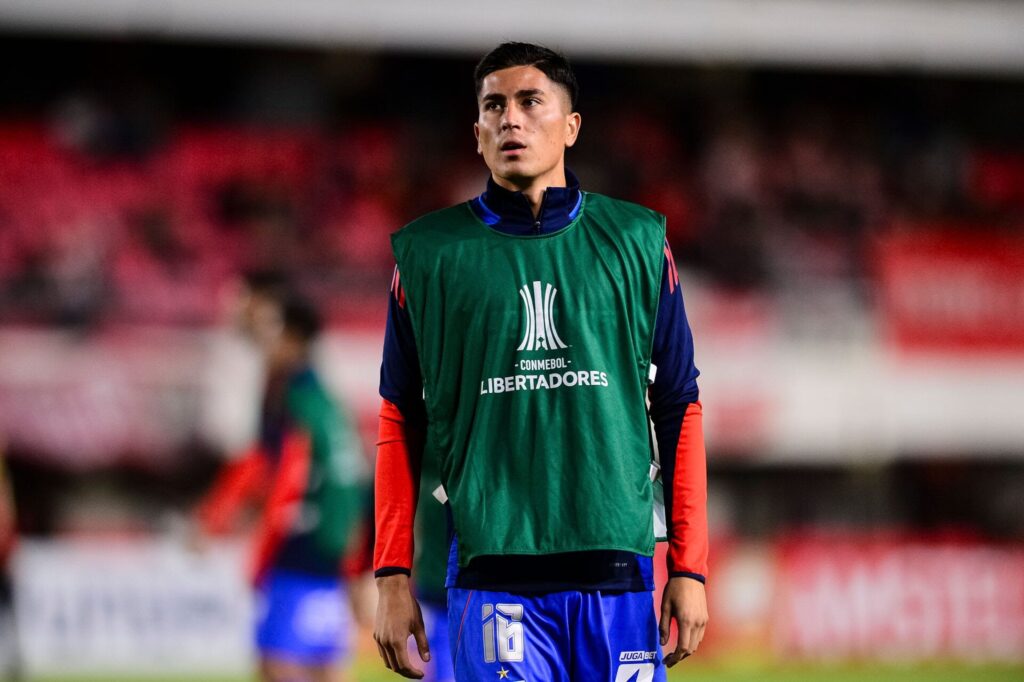 Matías Sepúlveda, da Universidad do Chile, na mira do Vitória