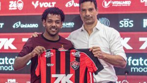 Romarinho, Vitória