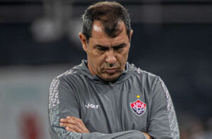 Fábio Carille, Vitória