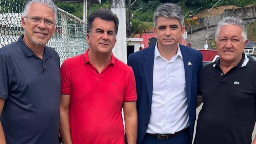 Marcone Amaral, Fábio Mota, Vitória