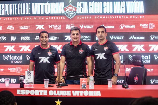 Rodrigo Chagas é apresentado como novo treinador do Vitória – Foto: Victor Ferreira/EC Vitória