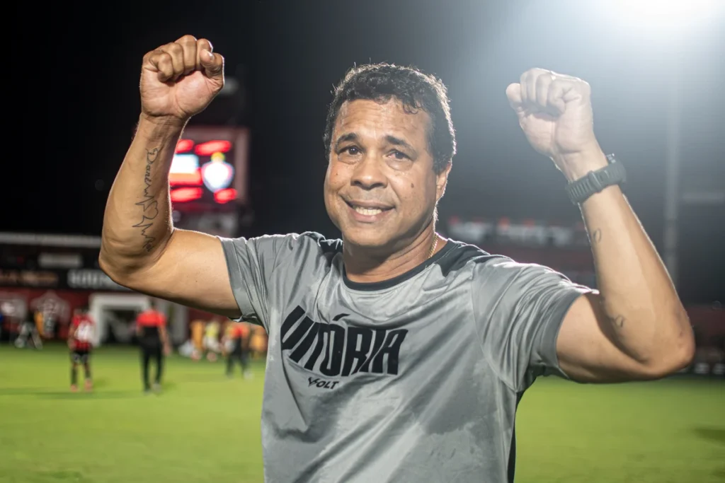 Rodrigo Chagas, Vitória