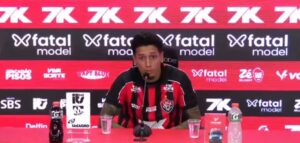 Kike Saverio, Vitória