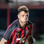 Renzo Lopes, Vitória