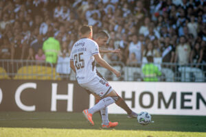 Vitória perde do Vasco