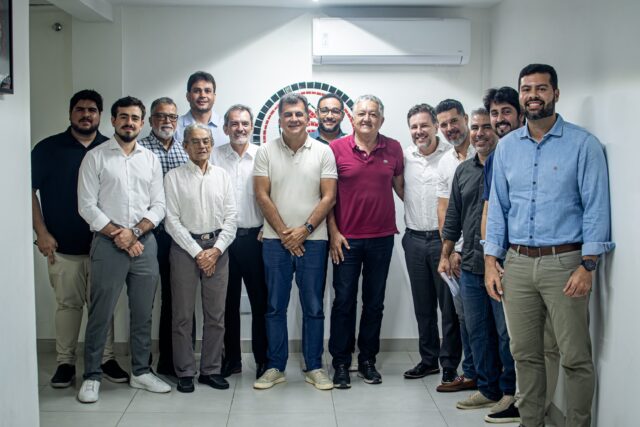 G422j5jXMAASG_s-640×427 Fábio Mota, arena barradão, Vitória