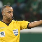 Vitória de olho na arbitragem