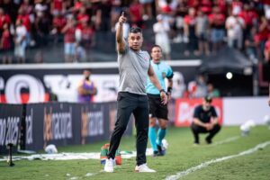 Jair Ventura, Vitória