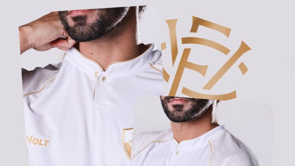 G7Z1dEEXgAMaKaw Nova camisa do Vitória