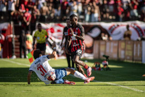 Vitória perde do Bahia