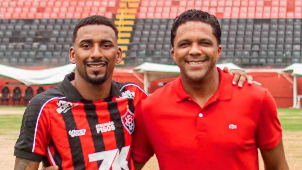 Mateusinho é oficializado pelo Vitória e inicia atividades no Barradão