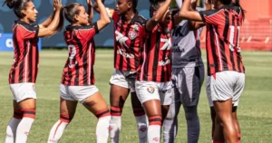Meninas do Vitória, feminino