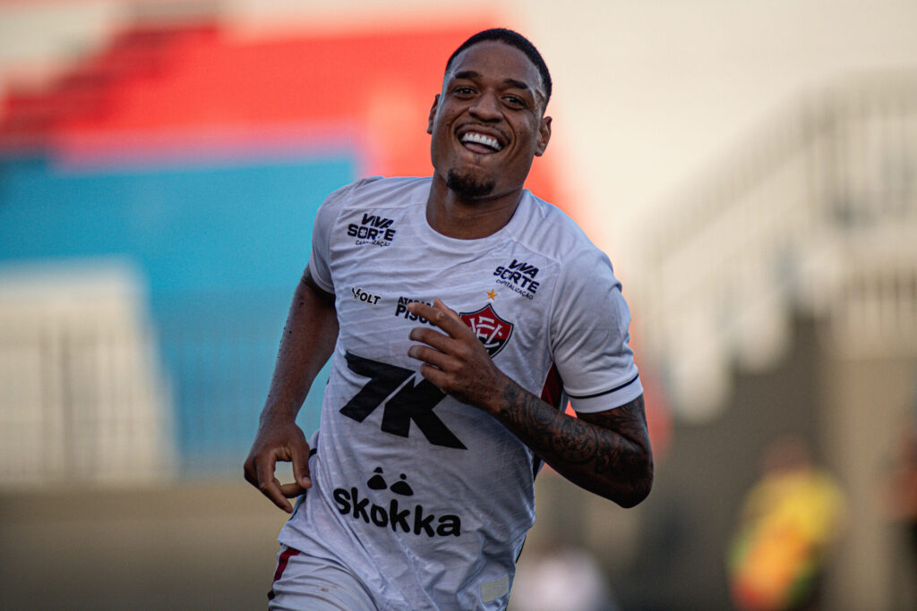 Vitória vence o Barcelona de Ilhéus