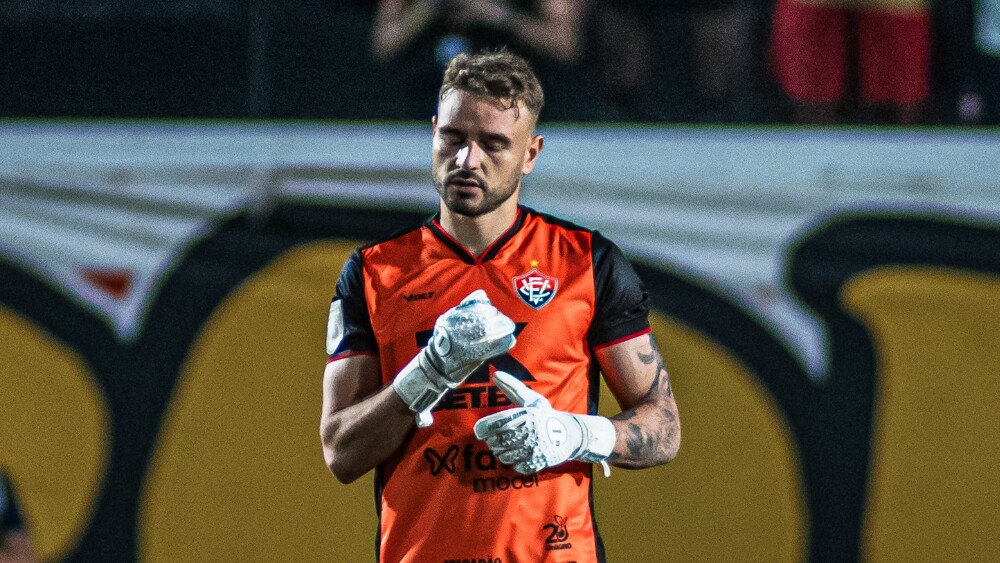 Gabriel Vasconcelos, Vitória