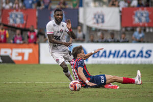 Vitória perde do Bahia