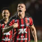 Vitória, Renato Kayzer