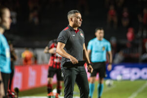 Jair Ventura, Vitória