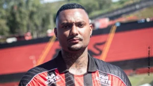 Luan Candido, Vitória