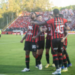 Vitória vence o São Paulo