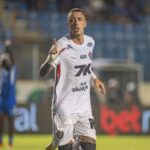 Renzo López, Vitória