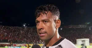Vitória de olho em Wallyson