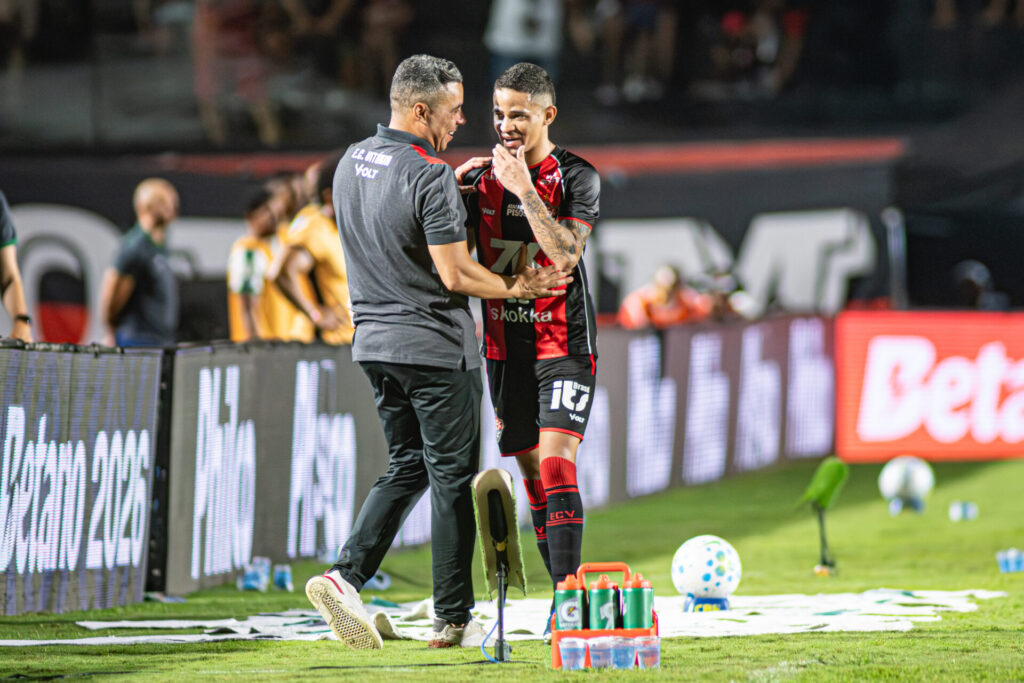 Jair Ventura, Vitória