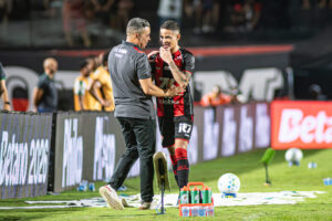 Jair Ventura, Vitória