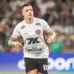 Renato Kayzer, Vitória
