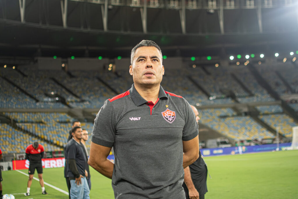 Jair Ventura, Vitória