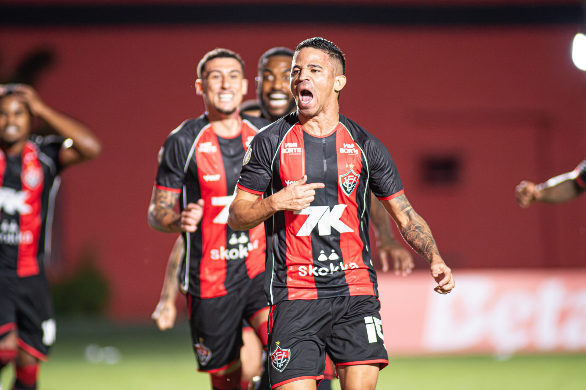 Vitória destrona Flamengo e avança às oitavas da Copa do Brasil — image 2