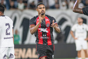 Vitória vence o ABC
